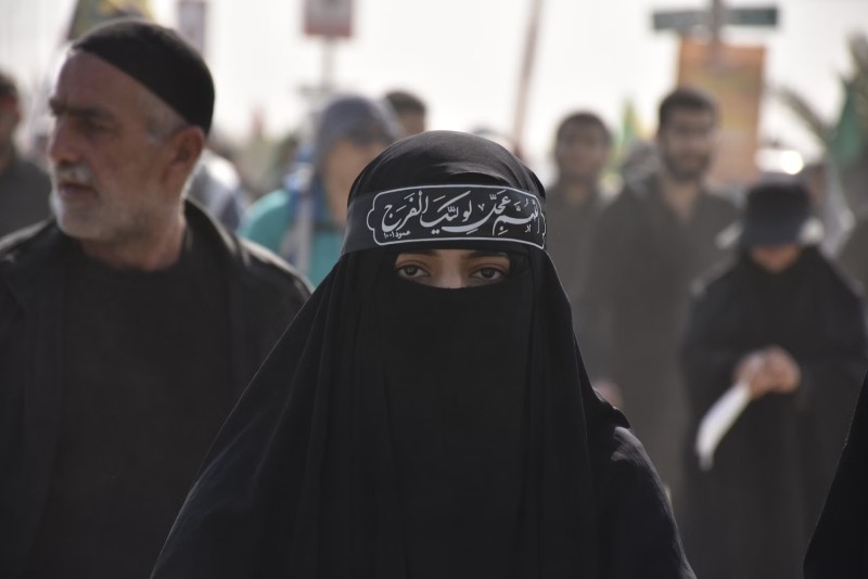 Il caso arabo delle troll farm, il braccio armato della computational propaganda cover