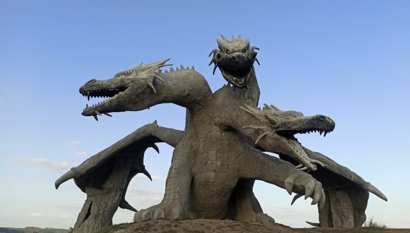 Oltre il mito: casi di non-neutralità algoritmica cover