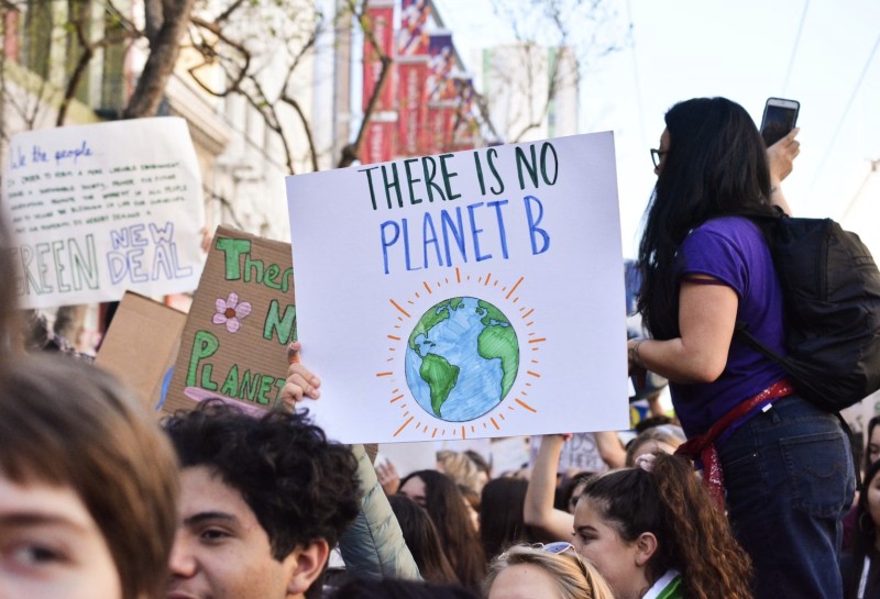 Per creare una normalità diversa dobbiamo partire dall'ingiustizia sociale e ambientale cover