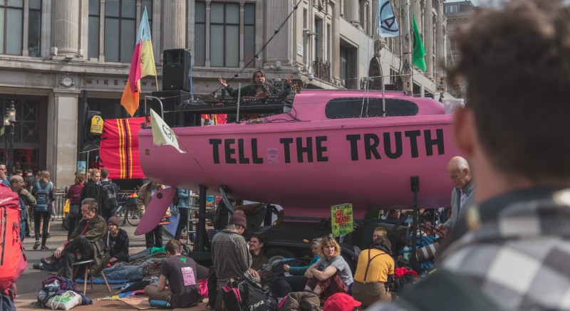 Giornalismo e blockchain: un nuovo immaginario per la rete e per l’informazione cover