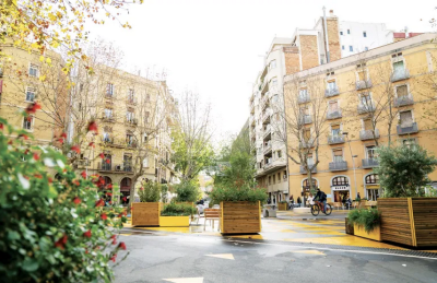 L’esempio di Barcellona per un futuro delle città pubblico cover