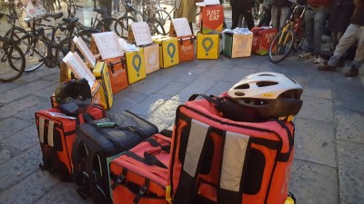 Organizzare gli inorganizzabili, l’esperienza di Riders Union Bologna: dalla vertenza allo scandalo cover