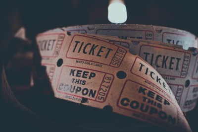 Perché il cinema rinascerà soltanto all'insegna della cultura collaborativa cover