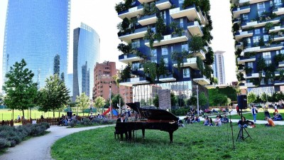 Quando è grande un 'grande evento'? Una riflessione fuori tempo sui festival diffusi cover