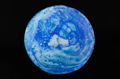 Dieci modi per affrontare la crisi climatica senza perdere la speranza cover