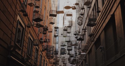 La città post-pandemica non potrà esistere senza giustizia sociale e spaziale cover