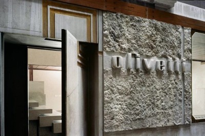 Olivetti: mito, leggenda, icona, riferimento, modello? La modernità olivettiana cover