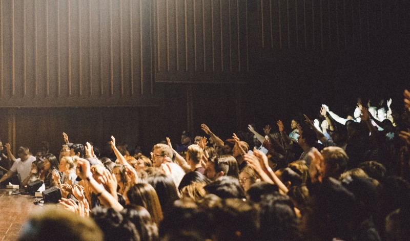 L’Università scandalosa. Tra storia locale e fallimenti organizzativi cover