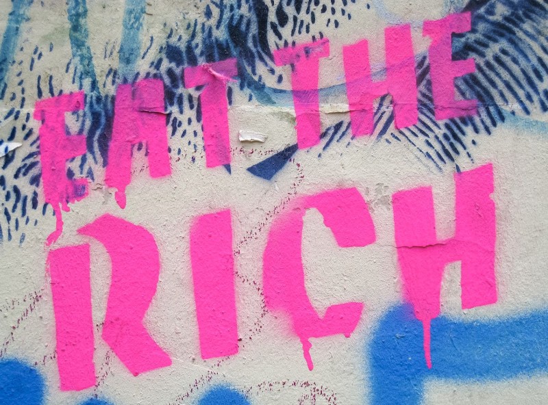 Il capitalismo finanziario è agli sgoccioli perché la Terra sta resistendo cover